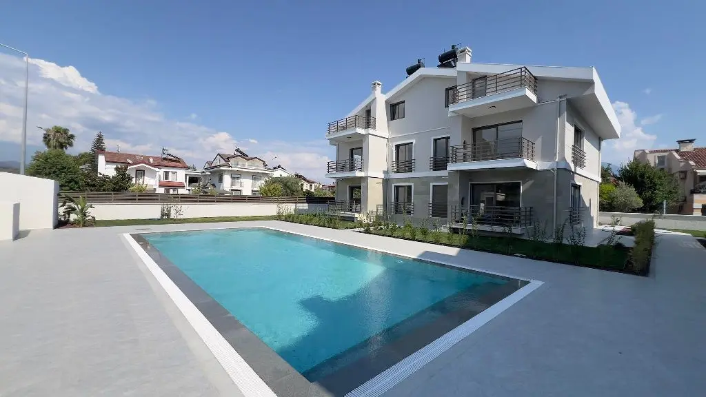 Property in Calis